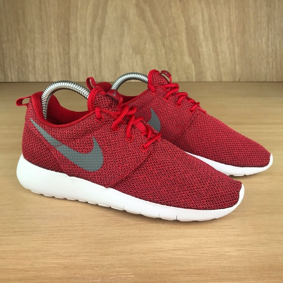 Nike Shoes - NIB Nike Roshe One Gym Red